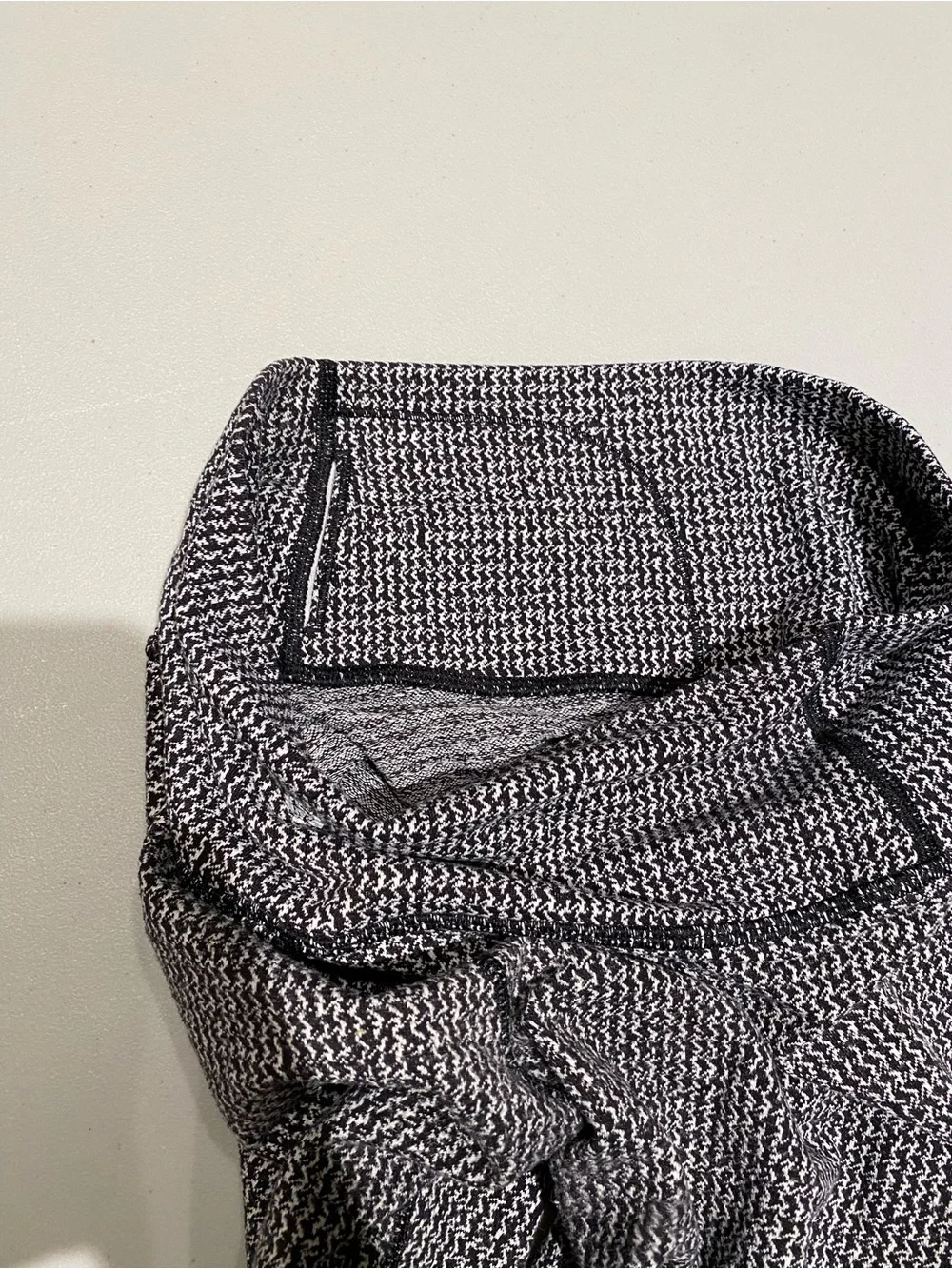 lululemon Wunder Under Crop High-Rise Leggings, Houndstooth, size 6